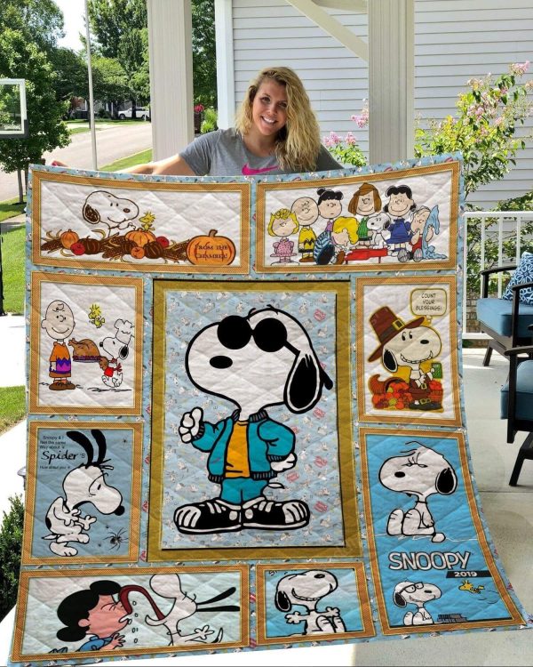 Bc Snoopy Moments Quilt Blanket